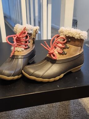 Sperry Women's Brown & Pink Insulated Duck Boots